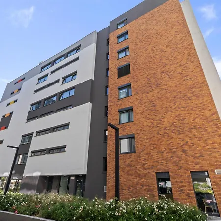 Lam White - Free Parking - Ac Apartment Pressburg