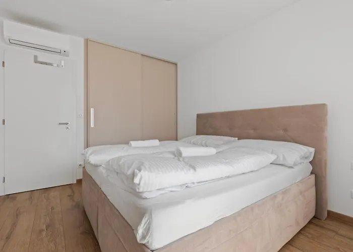 Lam White - Free Parking - Ac Appartement Bratislava